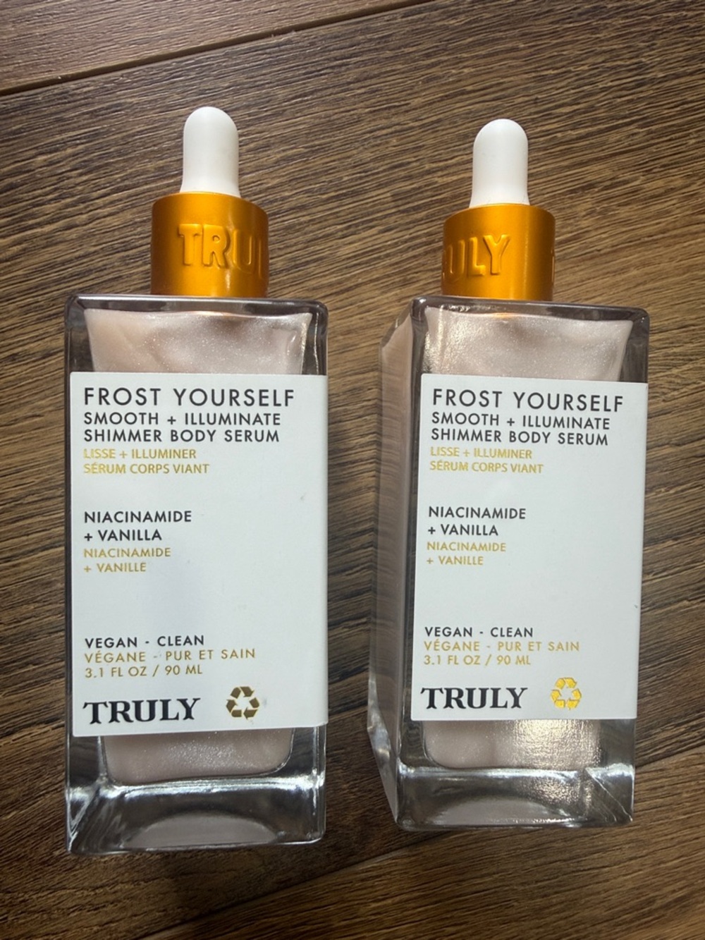 TRULY Frost Yourself Shimmer Body Serum - White & Gold